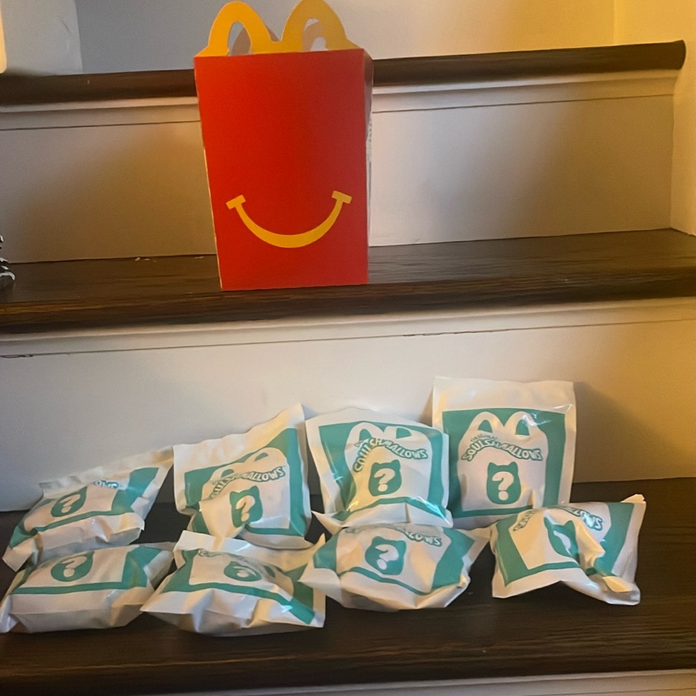 McDonald’s happy meal squish mellows